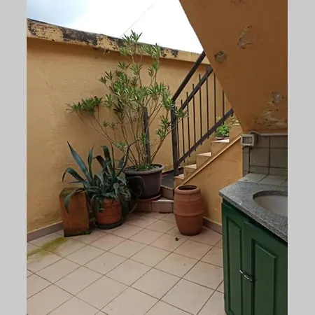 Casa vacanze Agave - House With Terrace